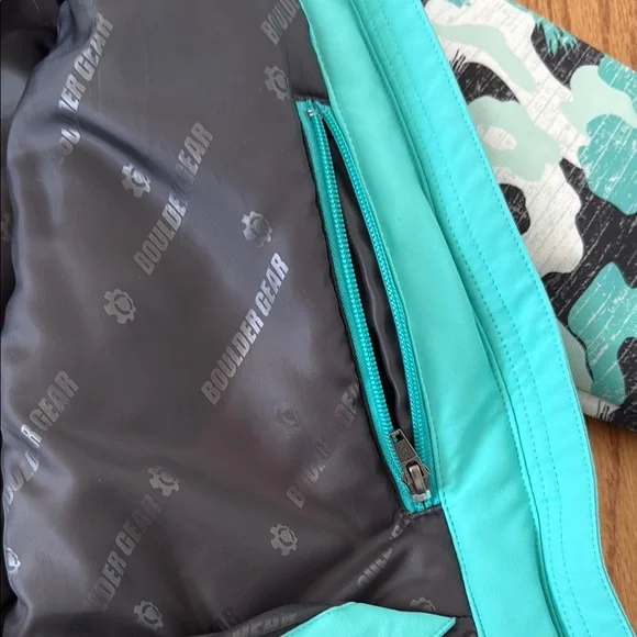 Boulder Gear Kids' Teal Camo Jacket - Picture 4 of 7